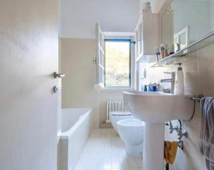 WhatsApp Image 2025-10-20 at 09.42.45.jpeg